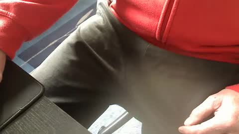 fredddy05 online show from February 24, 2025, 2:58 pm