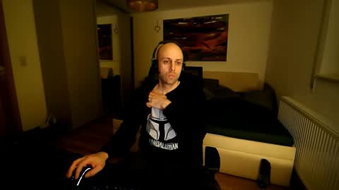 freddow online show from March 19, 2026, 9:08 pm