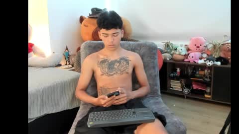 Juan  give it a thumbs up please its important online show from September 25, 2025, 2:43 pm