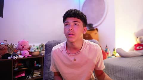 Juan  give it a thumbs up please its important online show from September 29, 2025, 4:06 am
