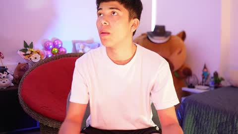 Juan  give it a thumbs up please its important online show from October 18, 2025, 11:55 am