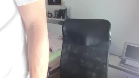 Snapshot of freddy_star chatting on April 25, 2026, 3:09 pm Frederick Perin online show from April 25, 2026, 3:09 pm