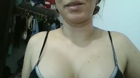 freddymar0109 online show from February 22, 2026, 3:21 pm