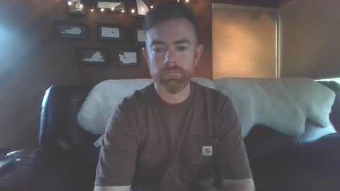 Freddy online show from September 21, 2025, 1:40 am