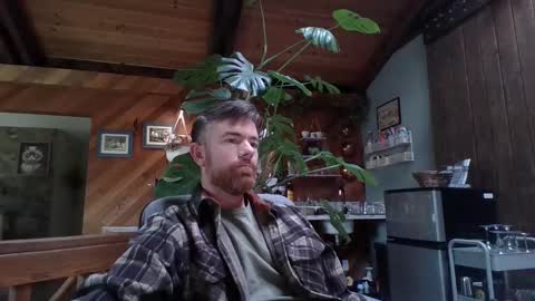 Freddy online show from September 25, 2025, 9:29 pm