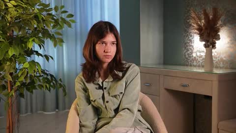 Jane online show from November 17, 2025, 3:34 am