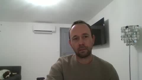 fredodu41 online show from February 5, 2025, 4:58 pm