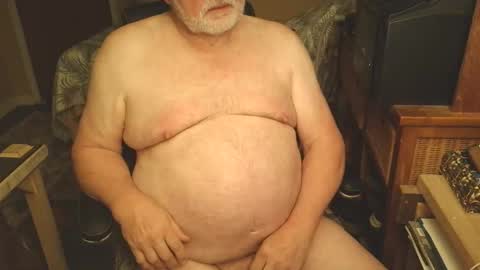 Snapshot of free_amos chatting on June 8, 2026, 4:35 am free_amos online show from June 8, 2026, 4:35 am