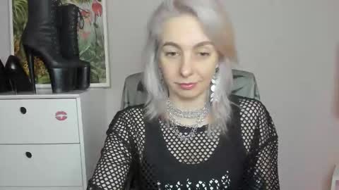 Snapshot of freeanne chatting on June 11, 2026, 7:17 am Anne online show from June 11, 2026, 7:17 am