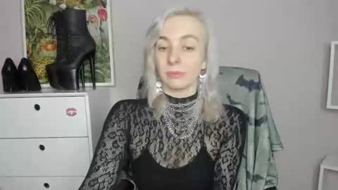Snapshot of freeanne chatting on June 15, 2026, 6:26 am Anne online show from June 15, 2026, 6:26 am
