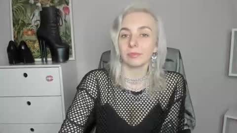 Snapshot of freeanne chatting on June 16, 2026, 6:38 am Anne online show from June 16, 2026, 6:38 am