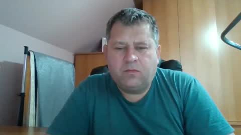 Snapshot of freeboy80180 chatting on February 15, 2026, 9:19 am freeboy80180 online show from February 15, 2026, 9:19 am