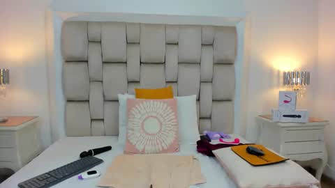 Snapshot of frehia_dimou chatting on September 28, 2025, 3:06 pm Frehia online show from September 28, 2025, 3:06 pm