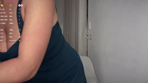 Lola and Jon -  online show from September 23, 2025, 7:17 pm