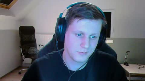 French fries online show from March 10, 2025, 7:40 pm