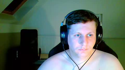 French fries online show from October 25, 2025, 7:30 pm