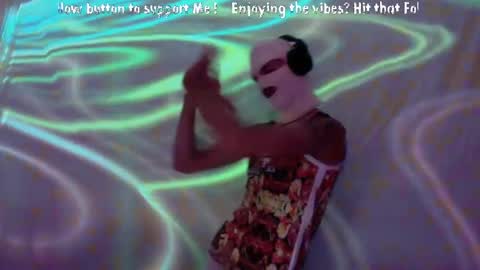 frenchkissdjfk online show from October 20, 2025, 6:41 pm