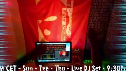 frenchkissdjfk online show from November 18, 2025, 6:01 pm