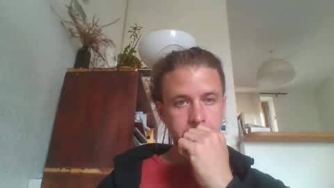 frenchyshy_ online show from April 13, 2026, 10:21 am