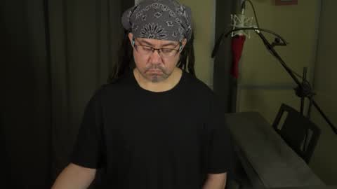 freqmoar online show from March 1, 2026, 11:23 am