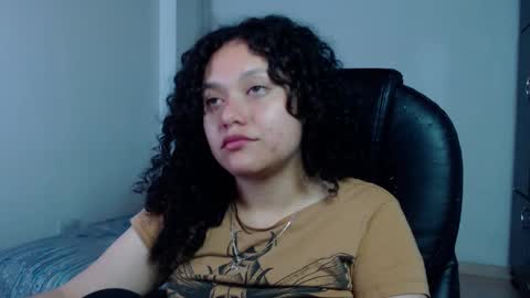 Louise  online show from December 7, 2024, 10:01 am