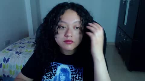 Louise  online show from January 9, 2025, 9:27 am