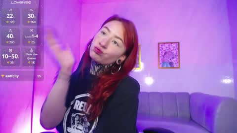 Snapshot of freya_b chatting on February 3, 2025, 4:10 pm freya online show from February 3, 2025, 4:10 pm