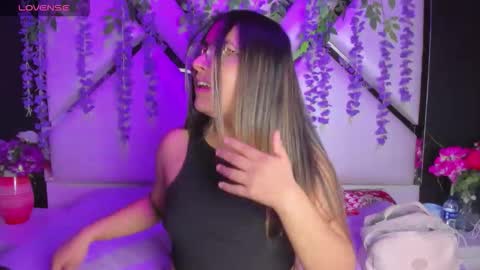 Freya online show from March 26, 2026, 3:01 am