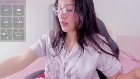 Snapshot of freya_sweet09 chatting on June 20, 2026, 7:22 am freya_sweet09 online show from June 20, 2026, 7:22 am