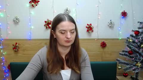 Snapshot of freyadak chatting on December 22, 2024, 12:05 pm FreyaDak online show from December 22, 2024, 12:05 pm