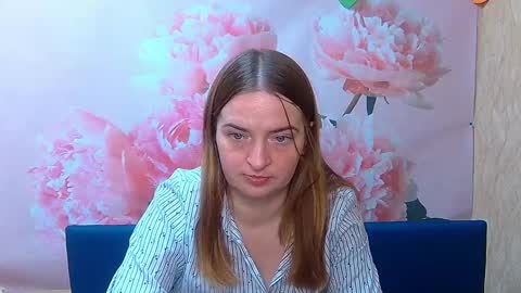 Snapshot of freyadak chatting on September 15, 2025, 5:24 pm FreyaDak online show from September 15, 2025, 5:24 pm