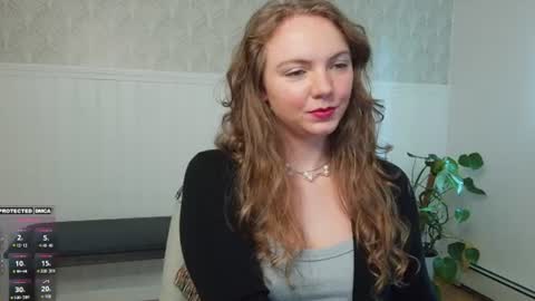 Snapshot of freyafux chatting on July 8, 2026, 10:14 pm Miss Freya online show from July 8, 2026, 10:14 pm
