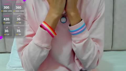 FREYA online show from October 6, 2025, 7:00 pm