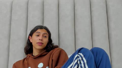 FREYA online show from October 27, 2025, 7:18 pm