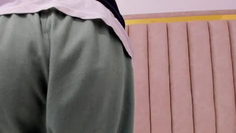 FreyaMoller  online show from February 12, 2026, 8:04 pm