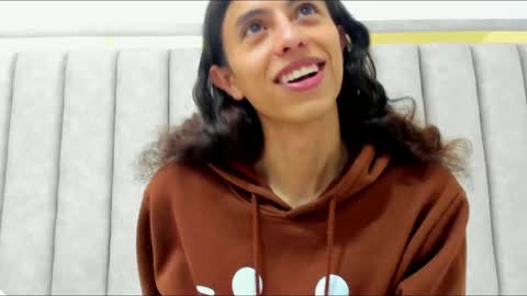 FreyaMoller  online show from February 25, 2026, 7:12 pm