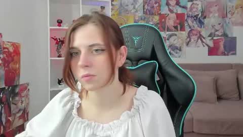 Snapshot of freyaveys chatting on June 29, 2026, 5:03 am FreyaVeys online show from June 29, 2026, 5:03 am