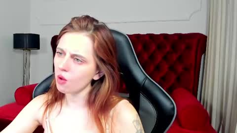 Snapshot of freyaveys chatting on July 12, 2026, 5:42 am FreyaVeys online show from July 12, 2026, 5:42 am