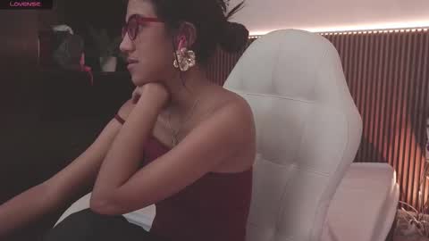 freyjja  online show from March 17, 2026, 7:28 pm