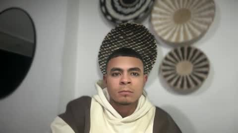 freyva_ online show from January 20, 2025, 1:39 am