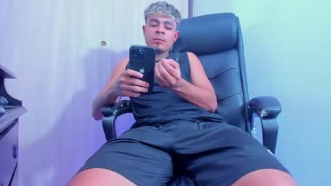 Snapshot of freyva_ chatting on July 24, 2026, 2:09 am freyva_ online show from July 24, 2026, 2:09 am