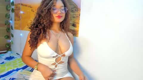 Frezzita online show from October 11, 2025, 7:34 pm