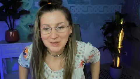 Snapshot of fridatander chatting on January 16, 2025, 12:09 pm Frida Tander online show from January 16, 2025, 12:09 pm