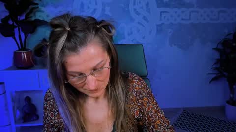 Snapshot of fridatander chatting on January 30, 2025, 3:08 pm Frida Tander online show from January 30, 2025, 3:08 pm