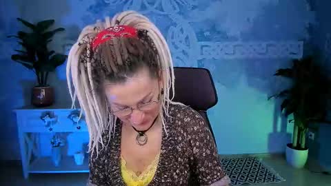 Frida Tander online show from January 8, 2026, 5:10 am