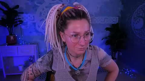 Frida Tander online show from February 27, 2026, 9:09 am