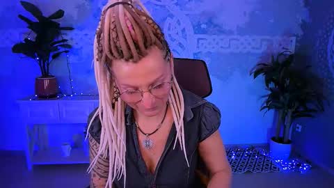 Frida Tander online show from March 21, 2026, 8:19 am