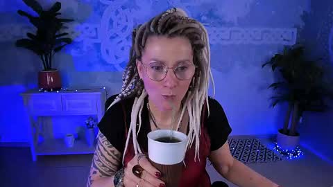Snapshot of fridatander chatting on April 26, 2026, 5:16 am Frida Tander online show from April 26, 2026, 5:16 am