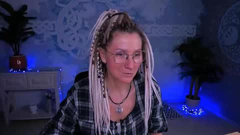 Snapshot of fridatander chatting on May 6, 2026, 5:03 am Frida Tander online show from May 6, 2026, 5:03 am