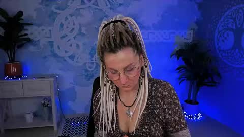 Snapshot of fridatander chatting on May 7, 2026, 5:24 am Frida Tander online show from May 7, 2026, 5:24 am